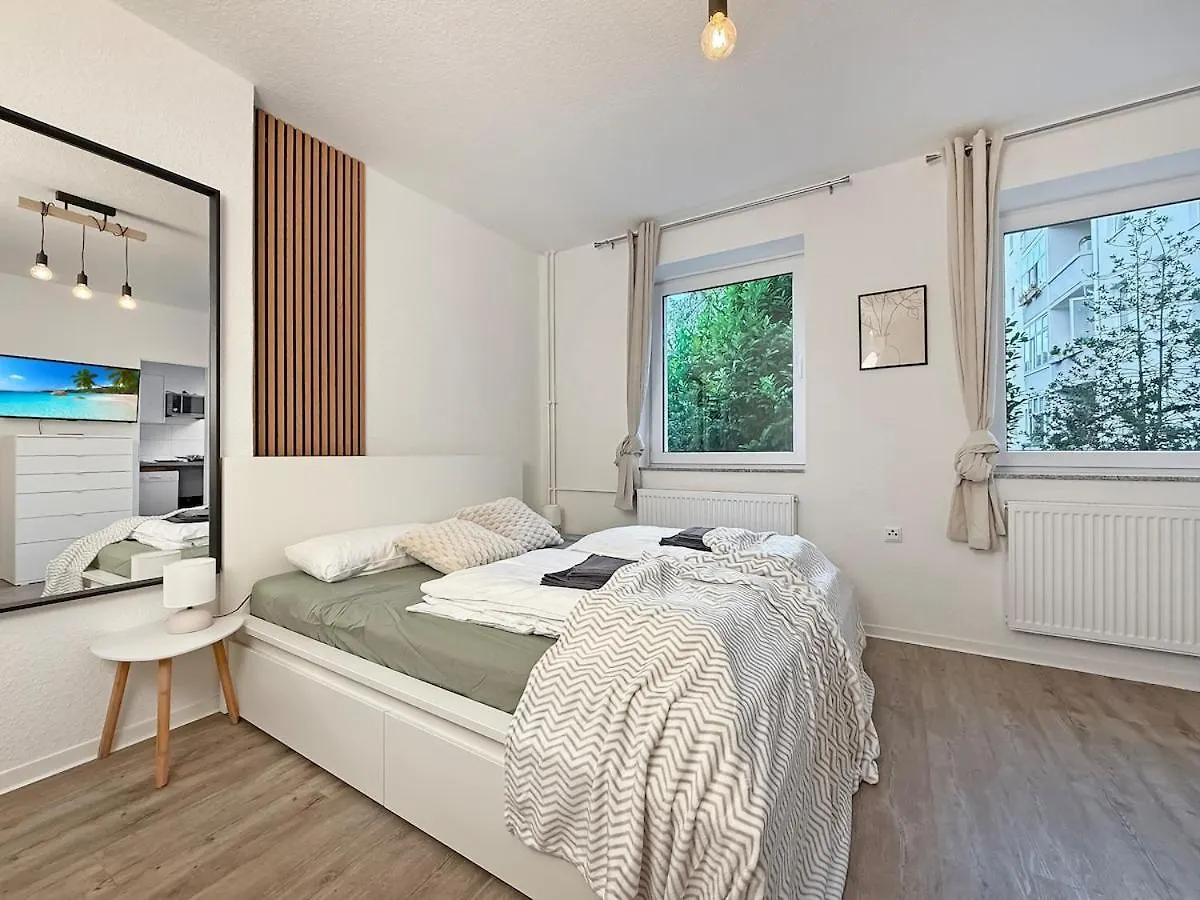 Cozy And Centrally Located In List Hannover 2 Beds And Kitchen